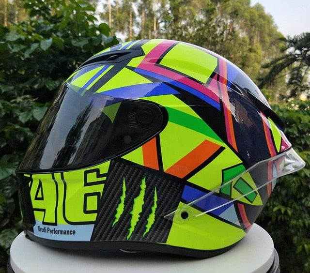 Motorcycle helmet