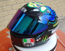 Load image into Gallery viewer, Motorcycle helmet